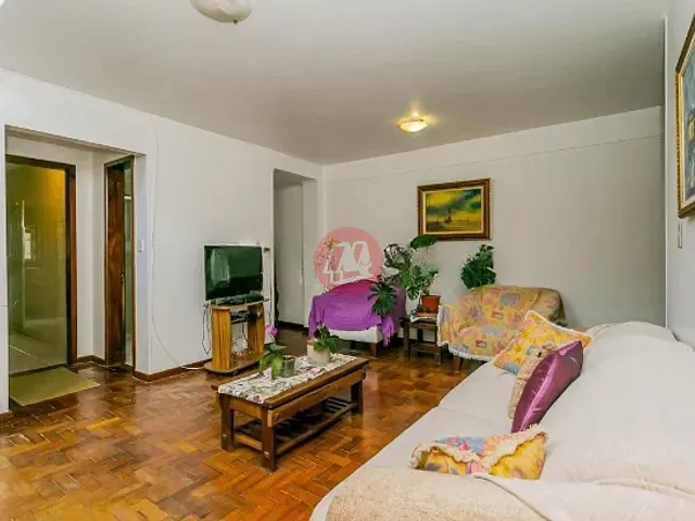 Casa com 265m² 3 quartos e 2 banheiros, para alugar, no bairro Vila João Pessoa em Porto Alegre