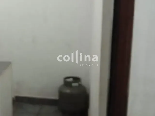 Casa 4 quartos e 3 banheiros, à venda, no bairro Jardim Helena em Carapicuíba