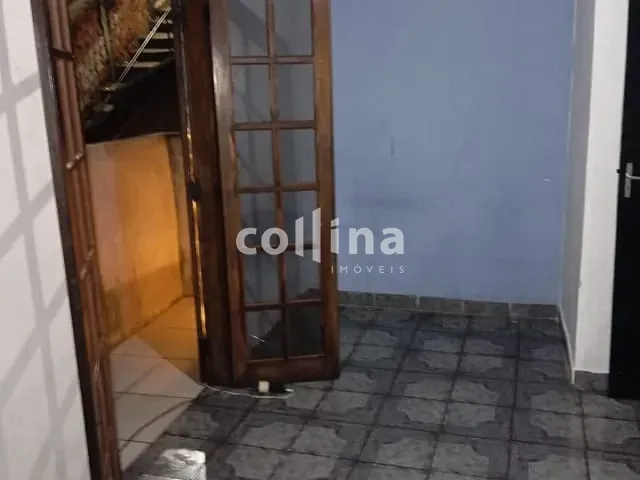 Casa 4 quartos e 3 banheiros, à venda, no bairro Jardim Helena em Carapicuíba