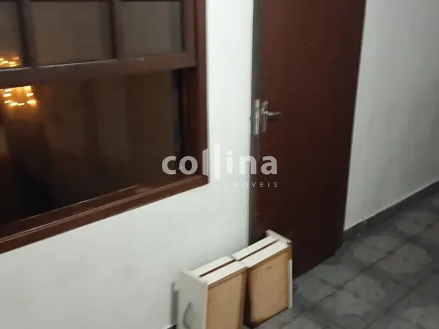 Casa 4 quartos e 3 banheiros, à venda, no bairro Jardim Helena em Carapicuíba