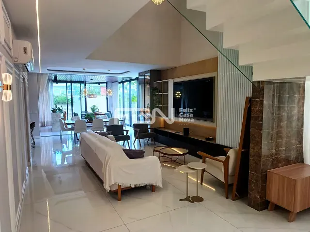 Casa 6 quartos e 7 banheiros, à venda, no bairro Cascalheira em Camaçari