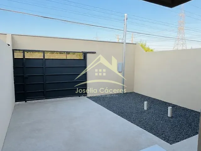 Casa com 180m² 3 quartos e 2 banheiros, à venda, no bairro Ikaray em Várzea Grande