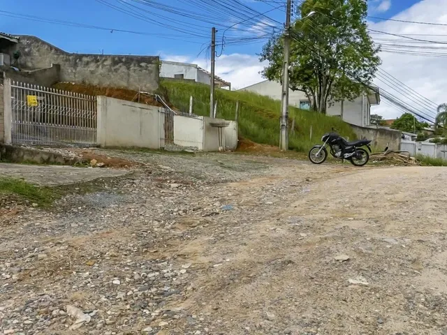 Casa com 520m² 6 quartos e 4 banheiros, à venda, no bairro Vila Gilcy em Campo Largo