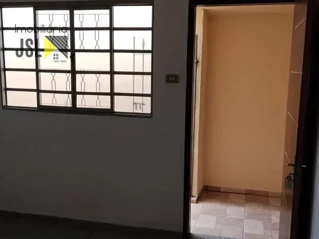 Casa com 135m² 3 quartos e 1 banheiro, à venda, no bairro Vila Antônio Augusto Luiz em Caçapava