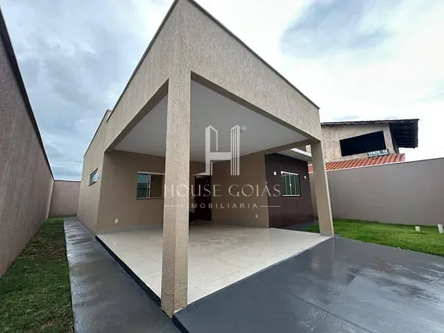 Casa 3 quartos e 2 banheiros, à venda, no bairro ABADIA em Abadia de Goiás