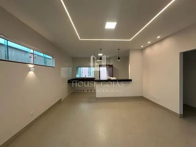 Casa 3 quartos e 2 banheiros, à venda, no bairro ABADIA em Abadia de Goiás