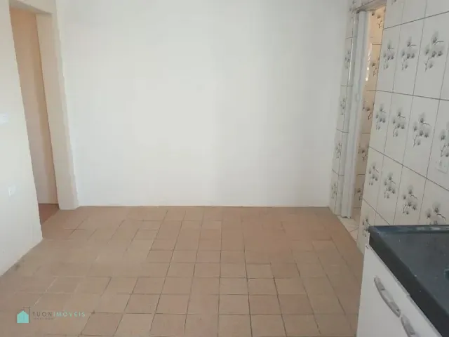 Casa com 21m² 1 quarto e 1 banheiro, para alugar, no bairro Vila João Batista em São Paulo