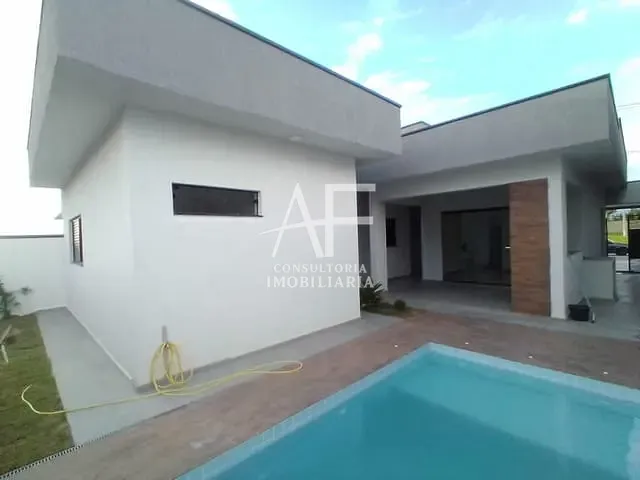 Casa com 264m² 3 quartos e 2 banheiros, à venda, no bairro Loteamento Residencial São Vicente de Paulo em Tremembé