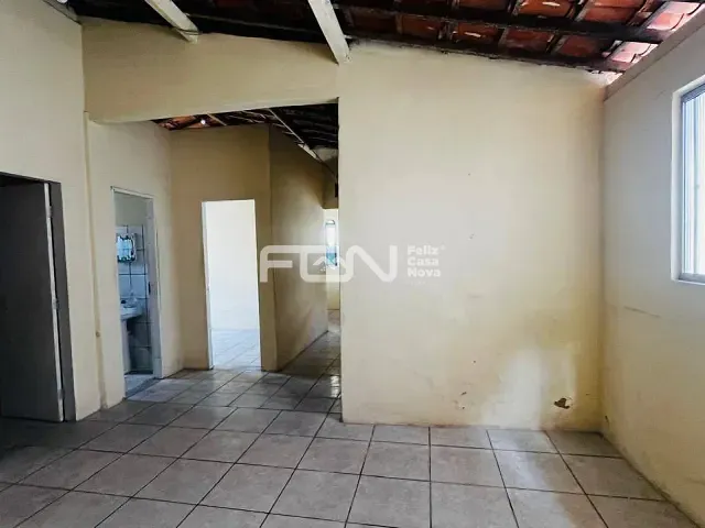Casa com 199m² 2 quartos e 2 banheiros, à venda, no bairro Renascer Phoc 2 em Camaçari