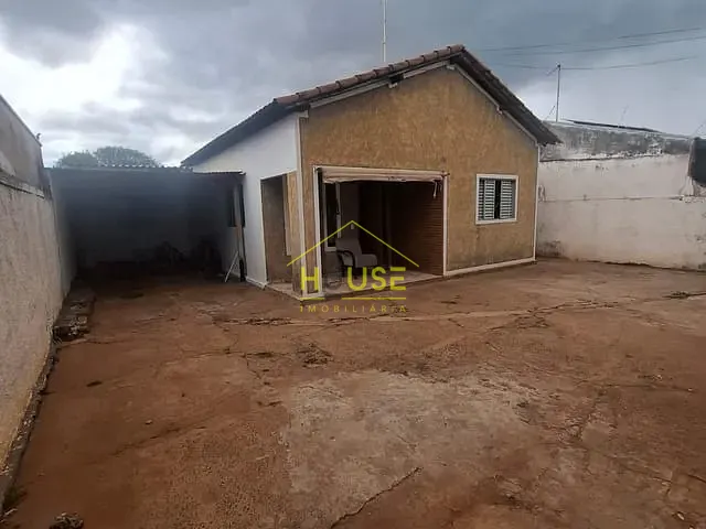 Casa com 328m² 2 quartos e 1 banheiro, à venda, no bairro Chácara das Paineiras em Votuporanga