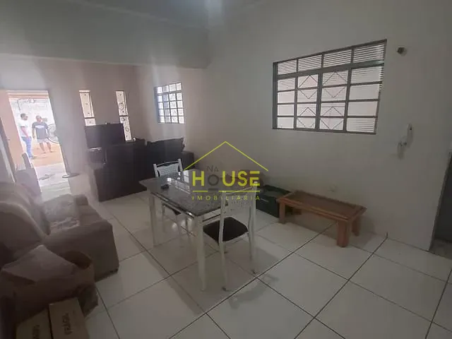 Casa com 328m² 2 quartos e 1 banheiro, à venda, no bairro Chácara das Paineiras em Votuporanga
