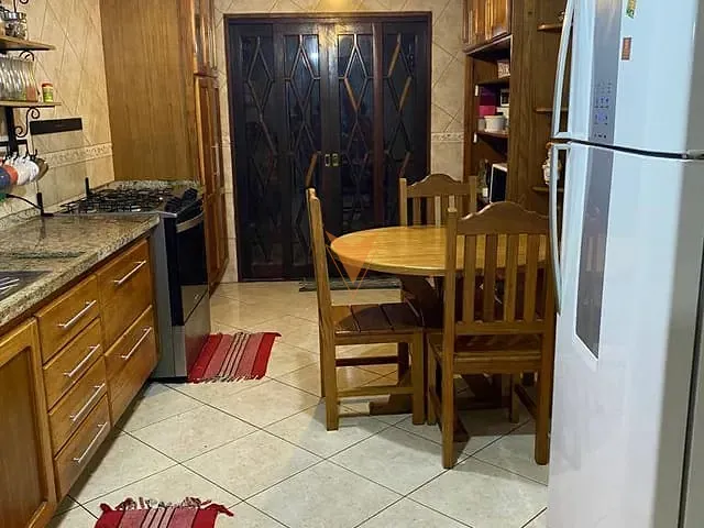 Casa 4 quartos e 4 banheiros, à venda, no bairro Parque Nova Jandira em Jandira