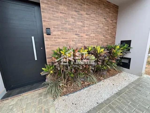 Casa com 213m² 3 quartos e 1 banheiro, à venda, no bairro Jardim Rio Verde em Andradas