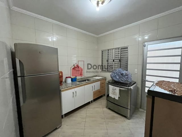 Casa com 200m², à venda, no bairro Parque das Palmeiras em Pindamonhangaba