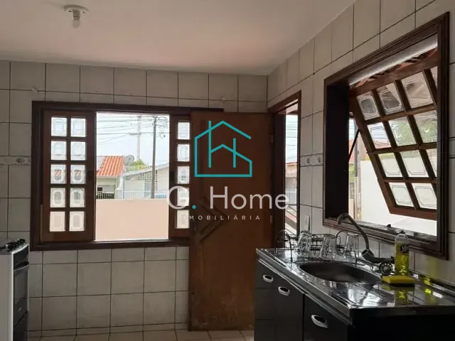 Casa com 300m² 3 quartos e 2 banheiros, à venda, no bairro São Pedro em Londrina