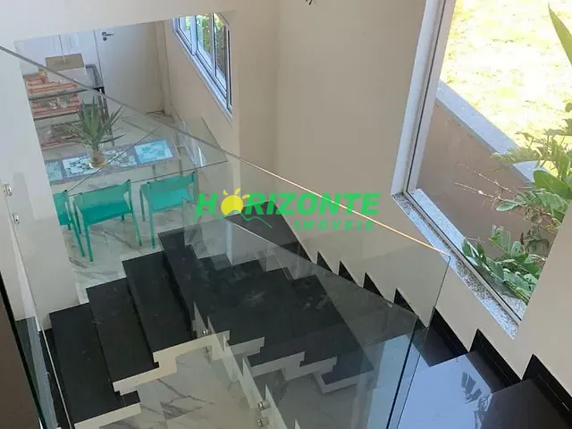 Casa com 314m² 4 quartos e 4 banheiros, à venda, no bairro Urbanova em São José dos Campos