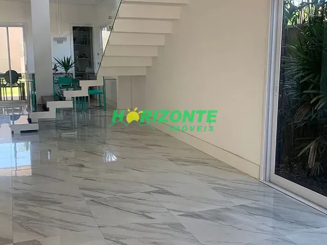 Casa com 314m² 4 quartos e 4 banheiros, à venda, no bairro Urbanova em São José dos Campos