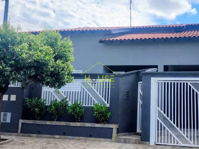 Casa 3 quartos e 1 banheiro, à venda, no bairro Jardim Acapulco em Fernandópolis