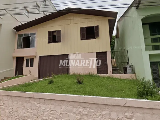 Casa 3 quartos e 1 banheiro, para alugar, no bairro Liberdade em Concórdia