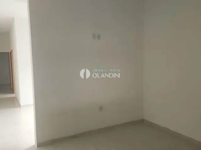 Casa com 200m² 2 quartos e 1 banheiro, para alugar, no bairro Santa Rita de Cássia em Artur Nogueira