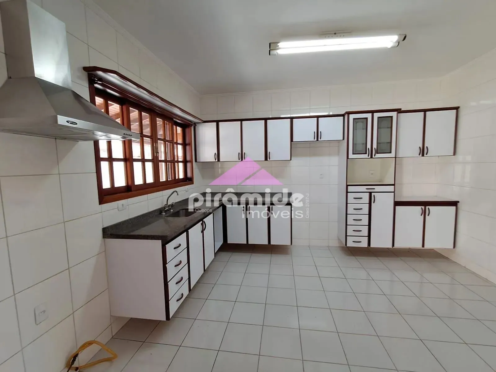Casa, 4 quartos, 191 m² - Foto 32