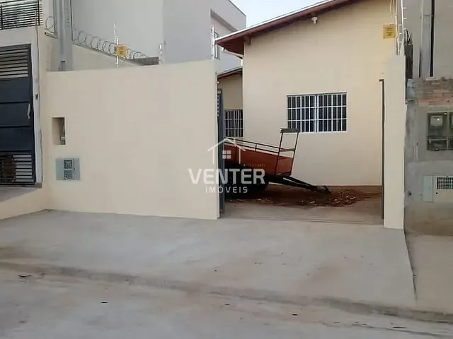 Casa com 138m² 2 quartos e 2 banheiros, à venda, no bairro Vista Alegre em Taubaté