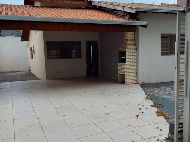 Foto do Casa - Casa à venda e locação, 03 quartos (01 suíte), quintal c/churrasqueira, 200 m² de terreno, Conjunto Habitacional Alexandre Urbanas, Londrina, PR | ZBM NEGOCIOS IMOBILIARIOS