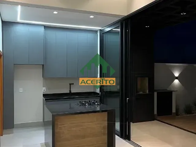 Casa com 211m² 3 quartos e 3 banheiros, à venda, no bairro Aeroporto em Araçatuba