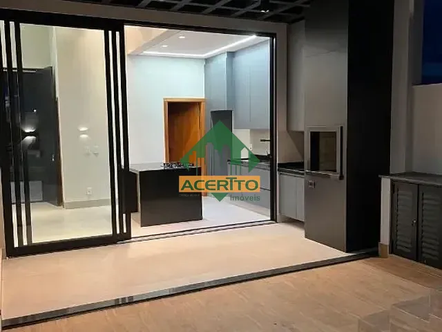 Casa com 211m² 3 quartos e 3 banheiros, à venda, no bairro Aeroporto em Araçatuba