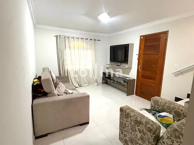 Casa com 125m² 2 quartos e 3 banheiros, à venda, no bairro Cidade das Flores em Osasco