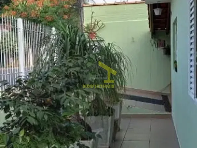 Casa com 250m² 3 quartos e 2 banheiros, à venda, no bairro Jardim das Nações em Itatiba