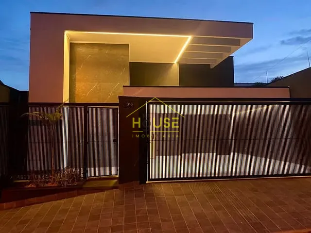 Casa com 250m² 3 quartos e 3 banheiros, à venda, no bairro Residencial Mário Benez em Fernandópolis
