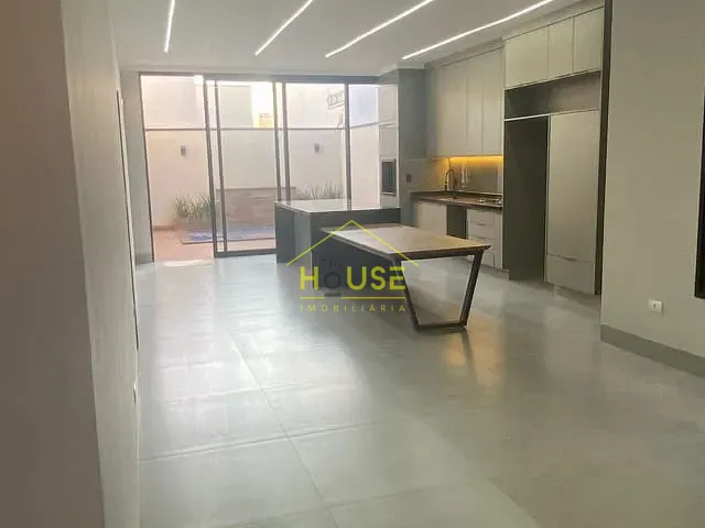Casa com 250m² 3 quartos e 3 banheiros, à venda, no bairro Residencial Mário Benez em Fernandópolis