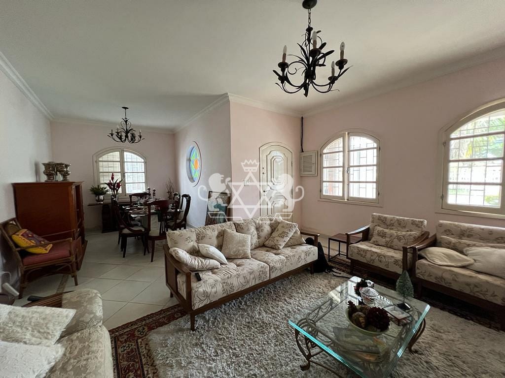 Casa à venda com 3 quartos, 236m² - Foto 11