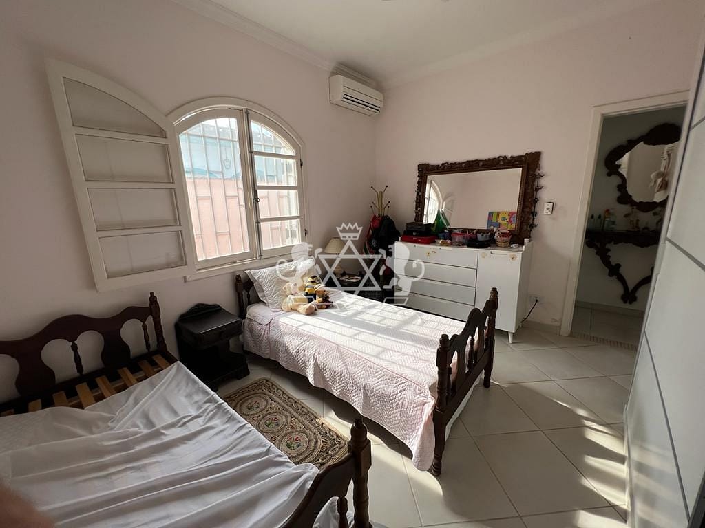 Casa à venda com 3 quartos, 236m² - Foto 19