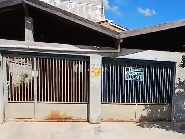 Casa com 200m² 3 quartos e 2 banheiros, à venda, no bairro Jd Vista Alegre em Artur Nogueira