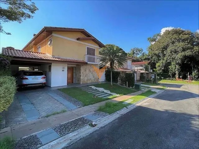 Casa 4 quartos e 5 banheiros, à venda, no bairro Jardim São Paulo II em Cotia