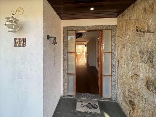 Casa 4 quartos e 5 banheiros, à venda, no bairro Jardim São Paulo II em Cotia