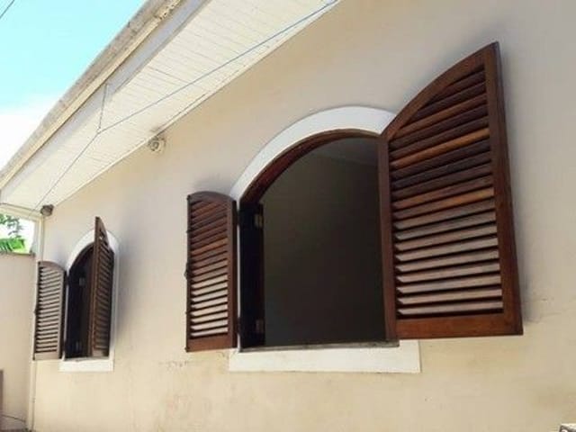 Foto do Casa - Casa com 4 dormitórios à venda, 190 m² por R$ 480.000,00 - Conjunto Residencial Galo Branco - São José dos Campos/SP | RUSSI IMÓVEIS