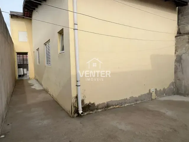 Casa 2 quartos e 2 banheiros, para alugar, no bairro Residencial Bardan em Taubaté