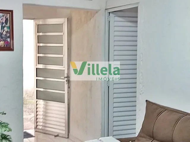 Casa com 125m² 2 quartos e 1 banheiro, à venda, no bairro Vila Oceania em Poá
