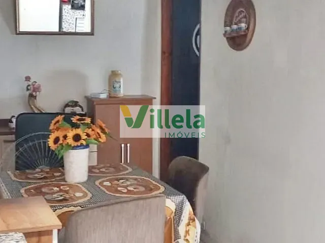 Casa com 125m² 2 quartos e 1 banheiro, à venda, no bairro Vila Oceania em Poá