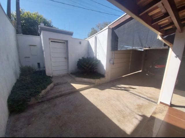 Casa com 354m² 3 quartos e 3 banheiros, à venda, no bairro Jardim do Trevo em São João da Boa Vista