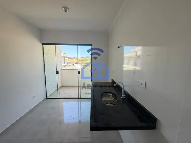 Casa 2 quartos e 2 banheiros, à venda, no bairro Massaguaçu em Caraguatatuba