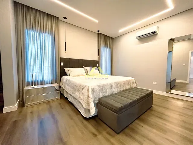 Casa com 342m² 3 quartos e 4 banheiros, à venda, no bairro Residencial Central Parque em Salto