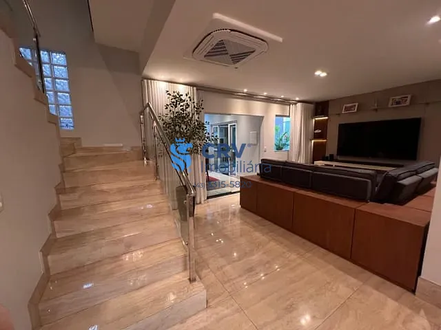 Casa com 396m² 4 quartos e 4 banheiros, à venda, no bairro Gleba Palhano em Londrina
