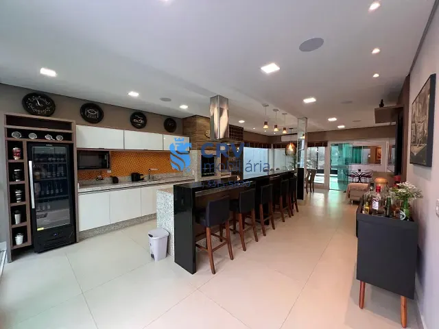 Casa com 396m² 4 quartos e 4 banheiros, à venda, no bairro Gleba Palhano em Londrina