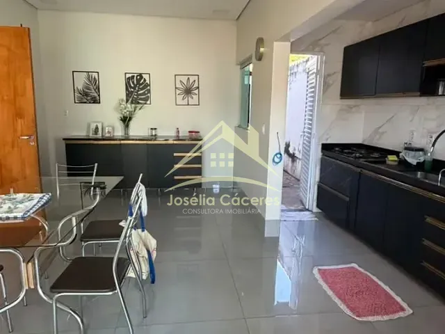 Casa 3 quartos e 3 banheiros, à venda, no bairro Bela Marina em Cuiabá