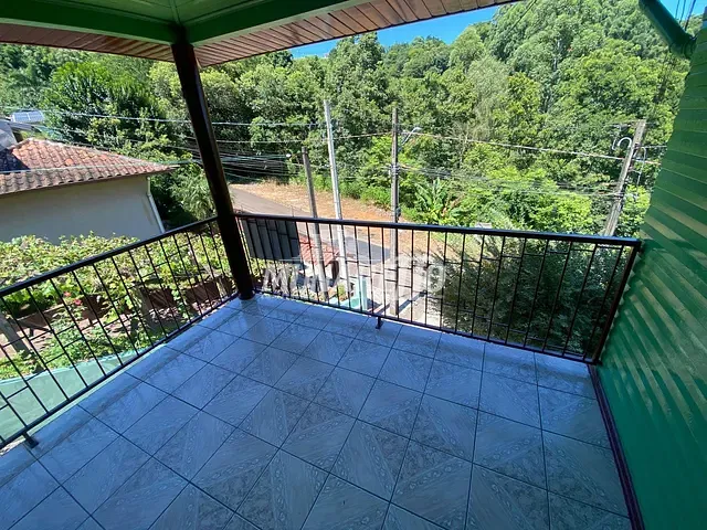Casa 2 quartos e 1 banheiro, para alugar, no bairro Catarina Fontana em Concórdia