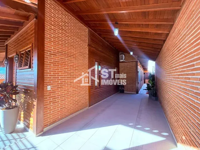 Casa com 300m² 3 quartos e 3 banheiros, à venda, no bairro Jardim Panorama em Andradas